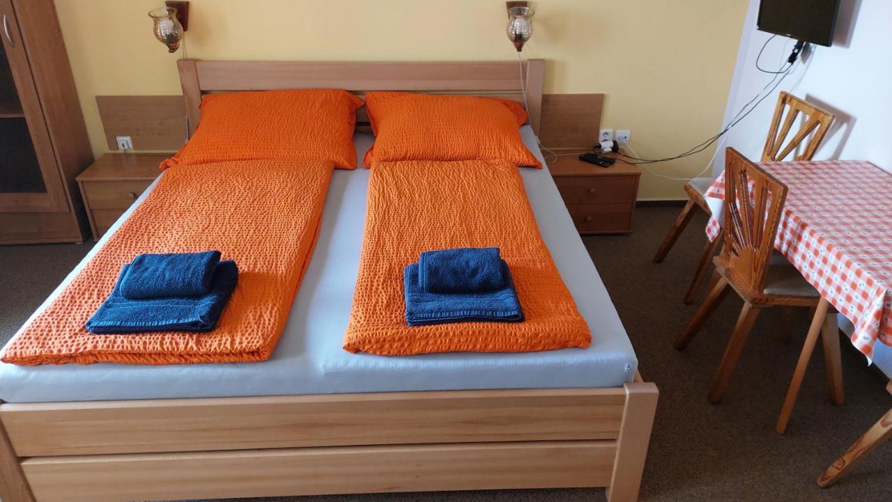Rozmberska Basta Otel Třeboň Dış mekan fotoğraf